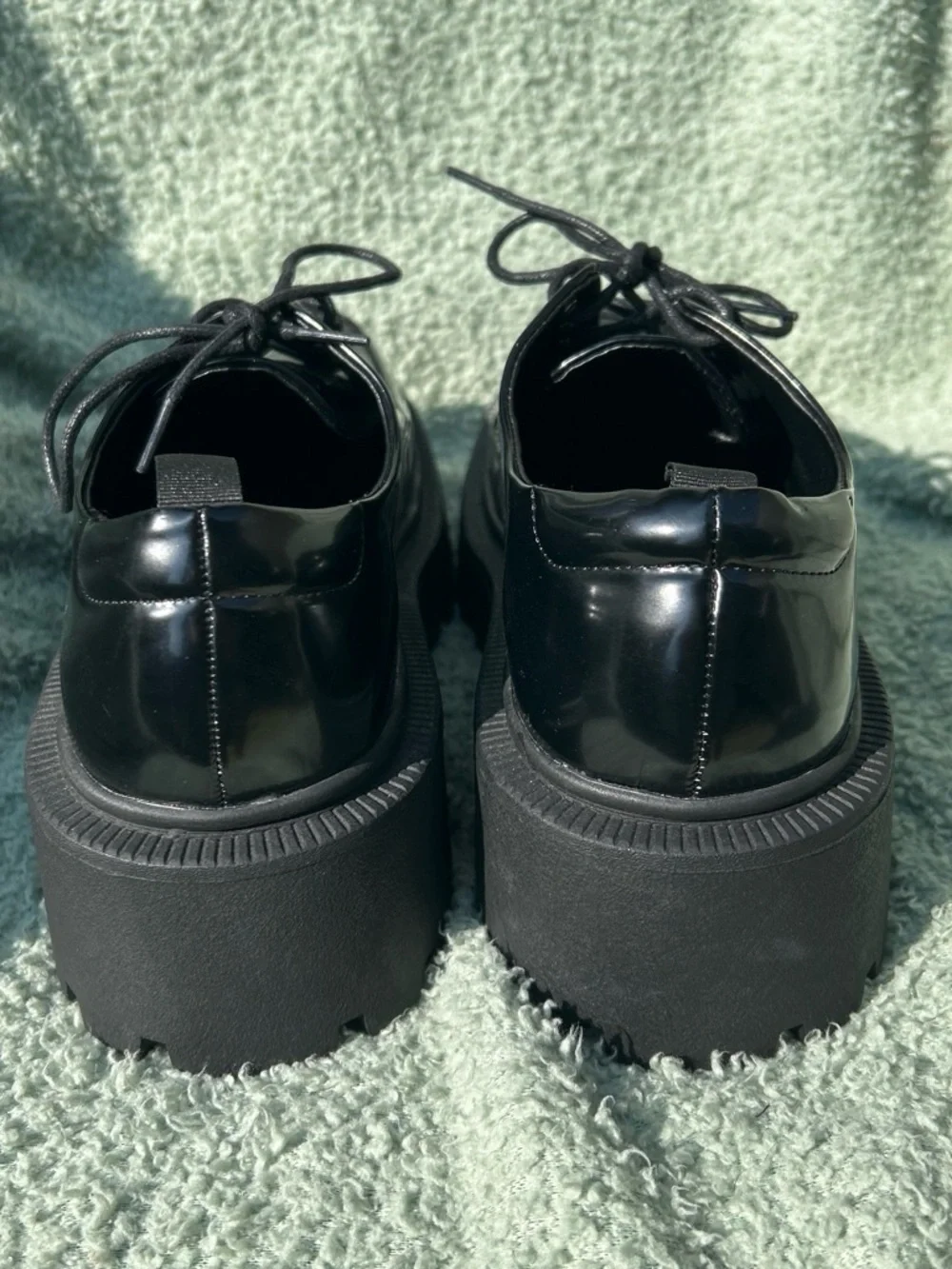 Black Lace-Up platform shoes